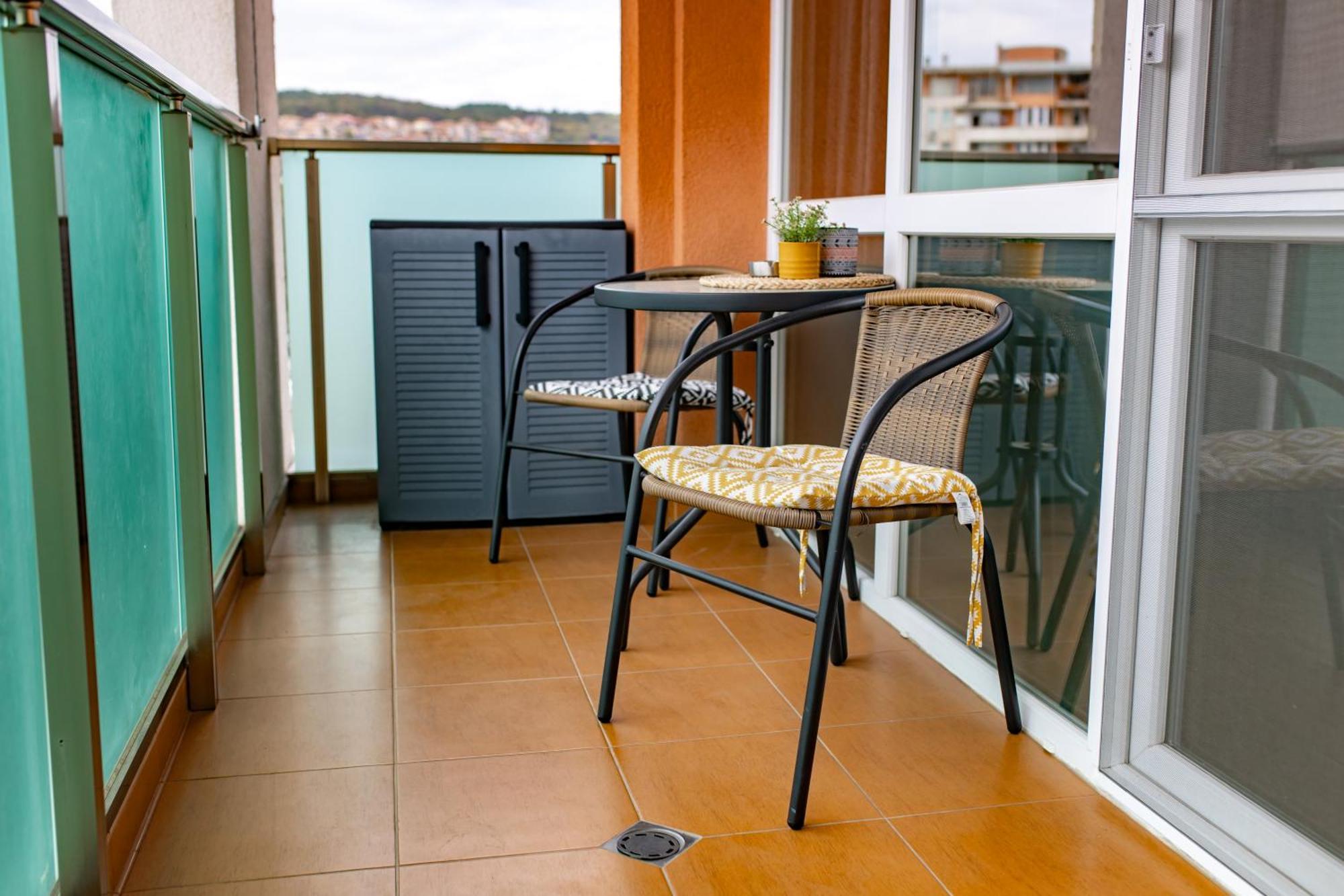 Happy Town Apartments Veliko Tŭrnovo Exterior foto