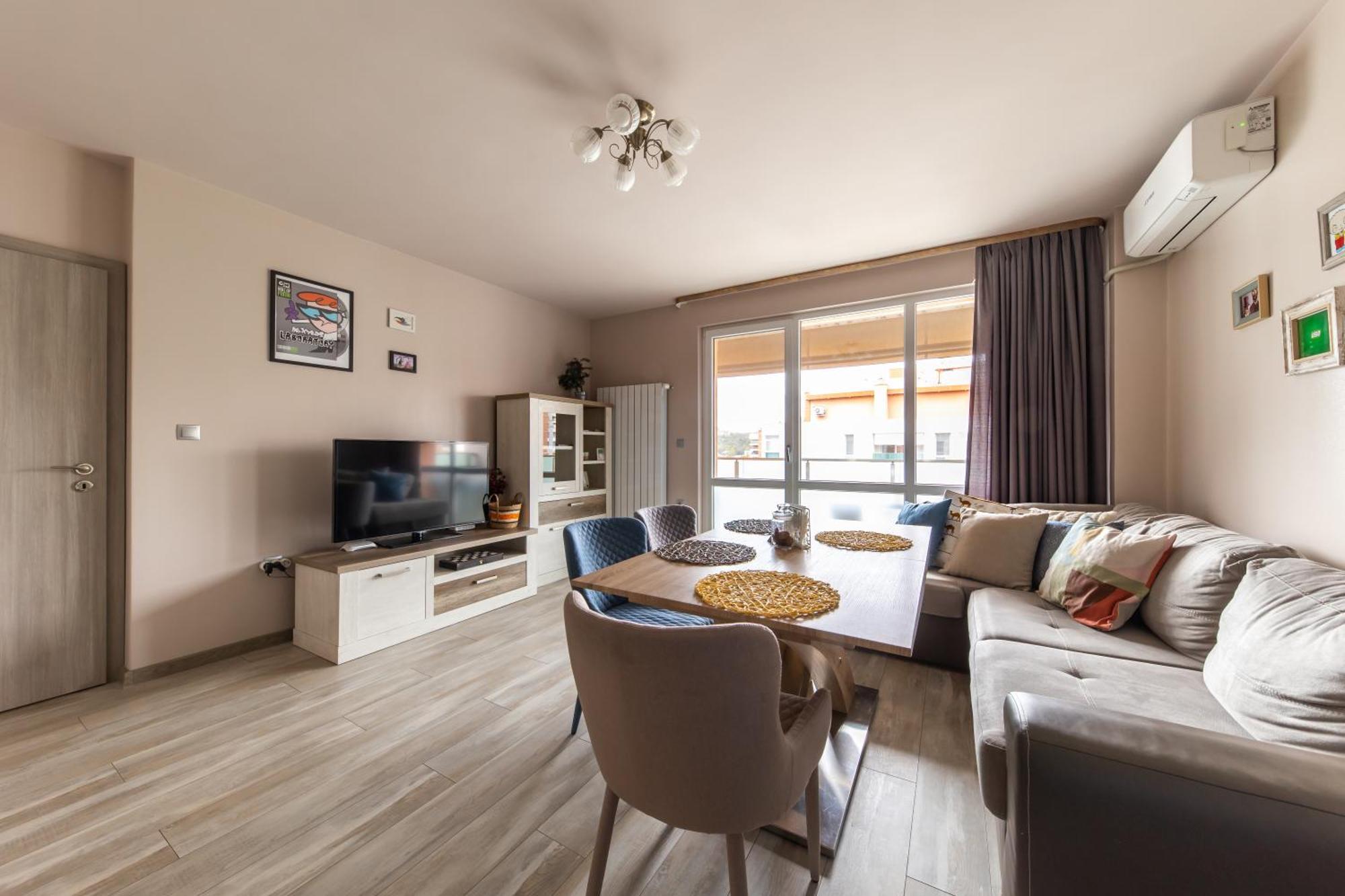 Happy Town Apartments Veliko Tŭrnovo Exterior foto